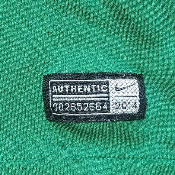 2014 Brazil Goalkeeper Nike jersey - Picture 5 of 8